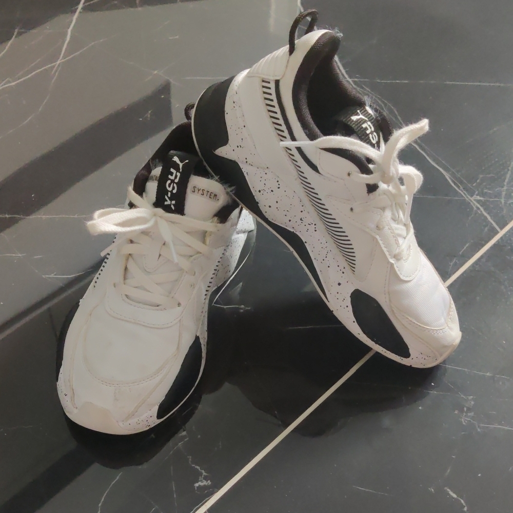 White and Black Men's Sneakers - Picture 1 of 6